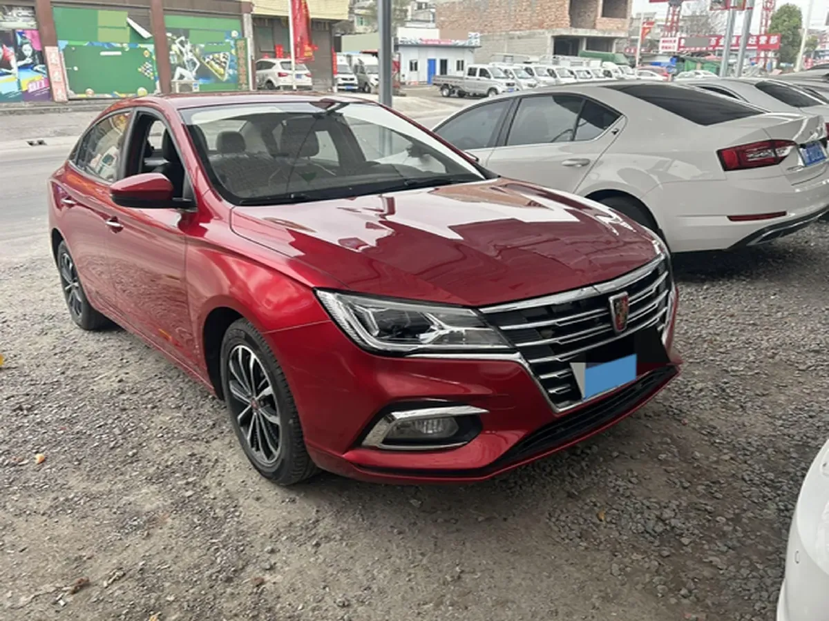 2020 Roewe i5 1.5L 120HP L4 5MT,autocango,china used car exporter,china ev exporter,chinese used car exporter,chinese used ev exporter