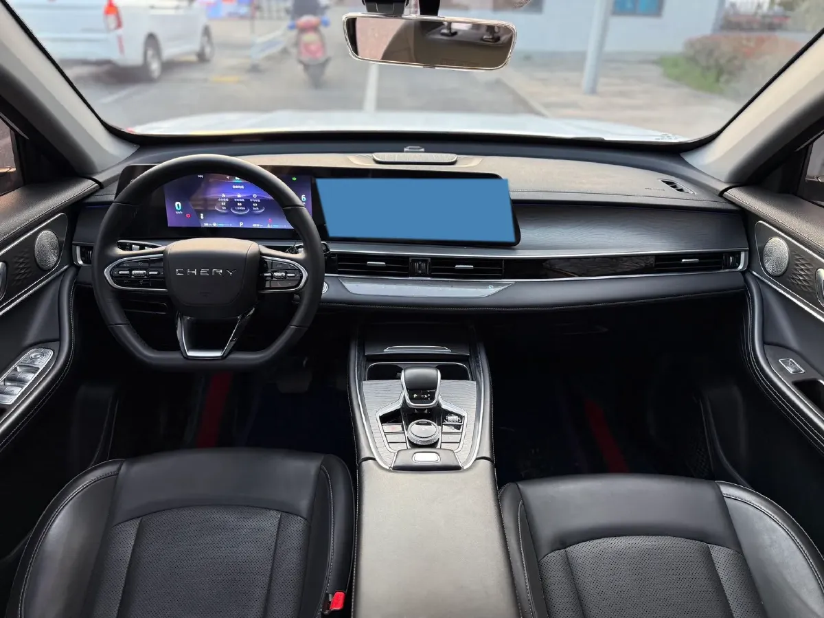 2022 Chery Tiggo 8 PRO 1.6T 197HP L4 7DCT,autocango,china used car exporter,china ev exporter,chinese used car exporter,chinese used ev exporter