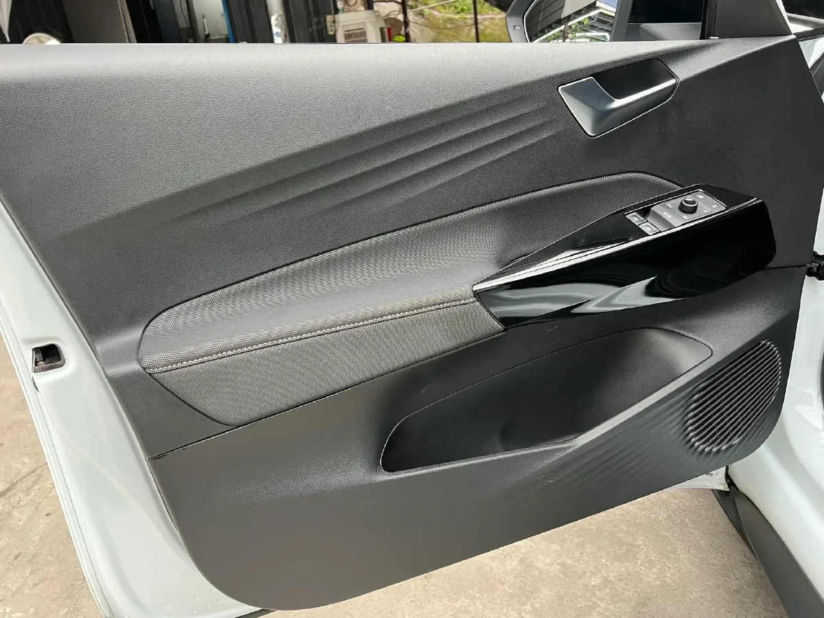 2023 Volkswagen ID.3 BEV 52.8KWH,autocango,china used car exporter,china ev exporter,chinese used car exporter,chinese used ev exporter