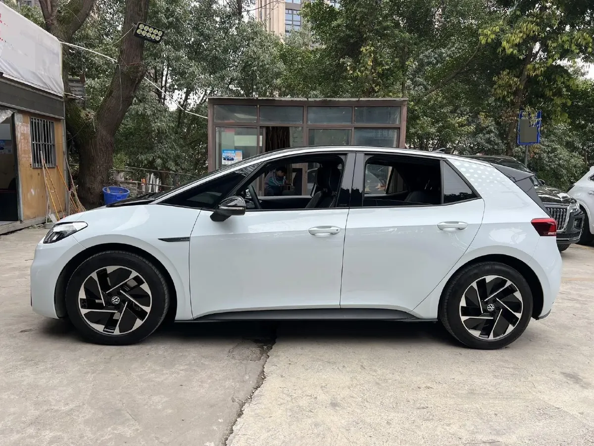 2023 Volkswagen ID.3 BEV 52.8KWH,autocango,china used car exporter,china ev exporter,chinese used car exporter,chinese used ev exporter