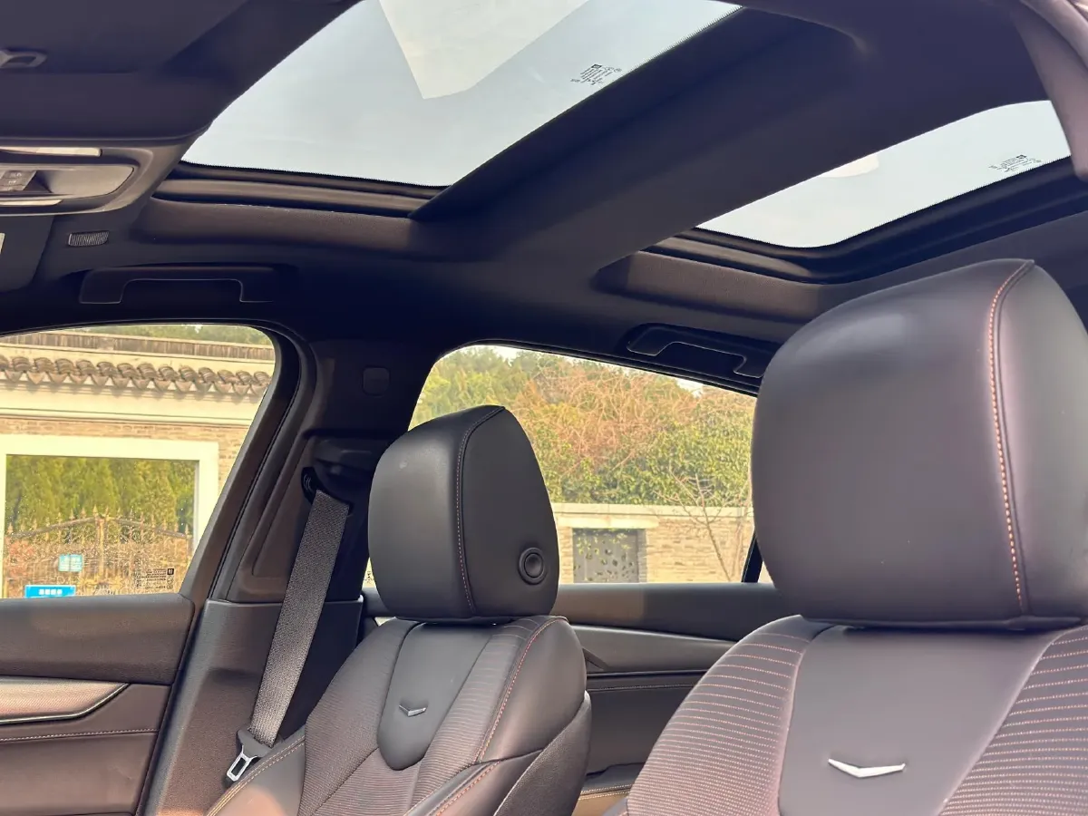 2020 Cadillac CT5 2.0T 241HP L4 10AT,autocango,china used car exporter,china ev exporter,chinese used car exporter,chinese used ev exporter