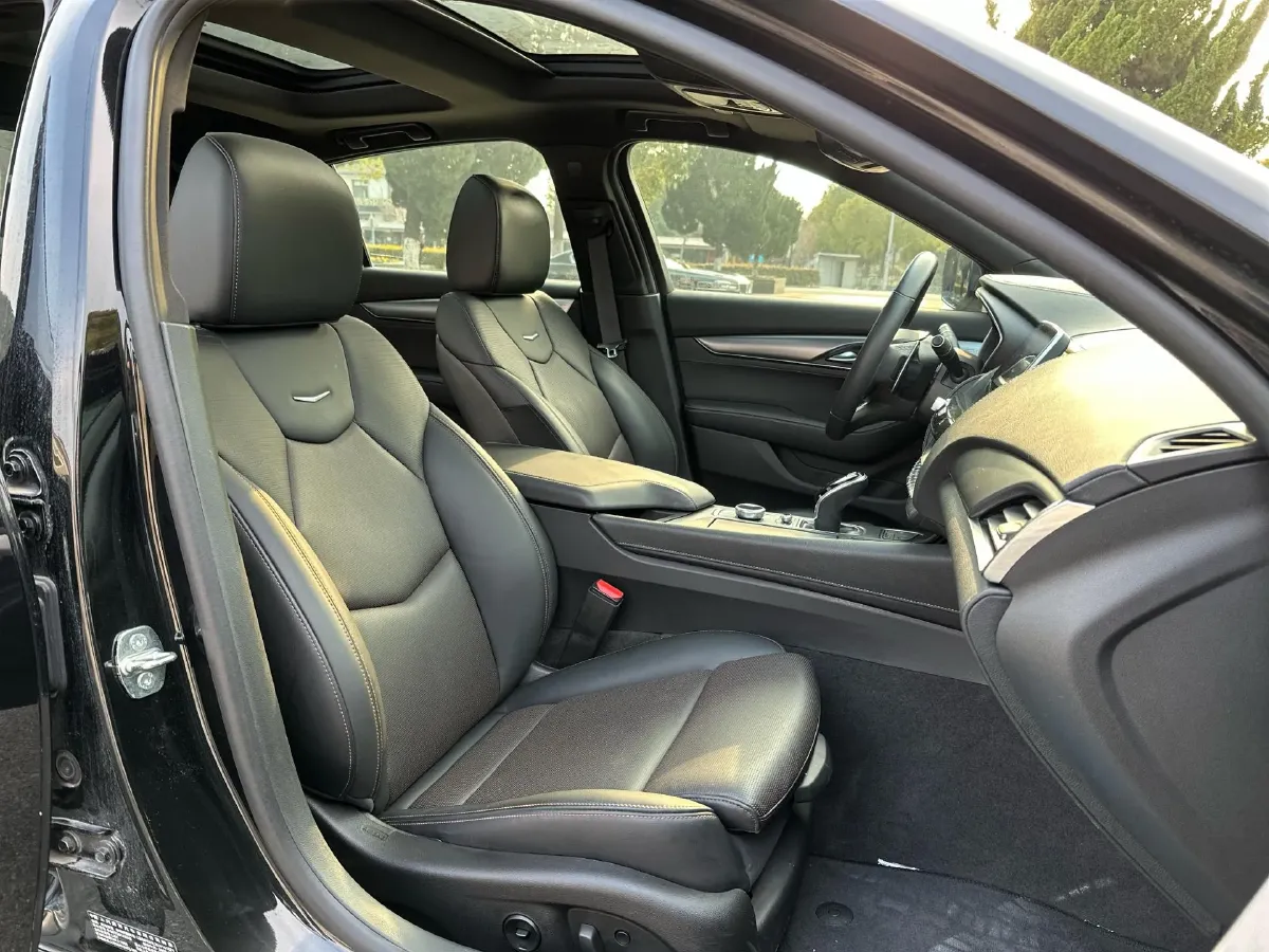 2020 Cadillac CT5 2.0T 241HP L4 10AT,autocango,china used car exporter,china ev exporter,chinese used car exporter,chinese used ev exporter