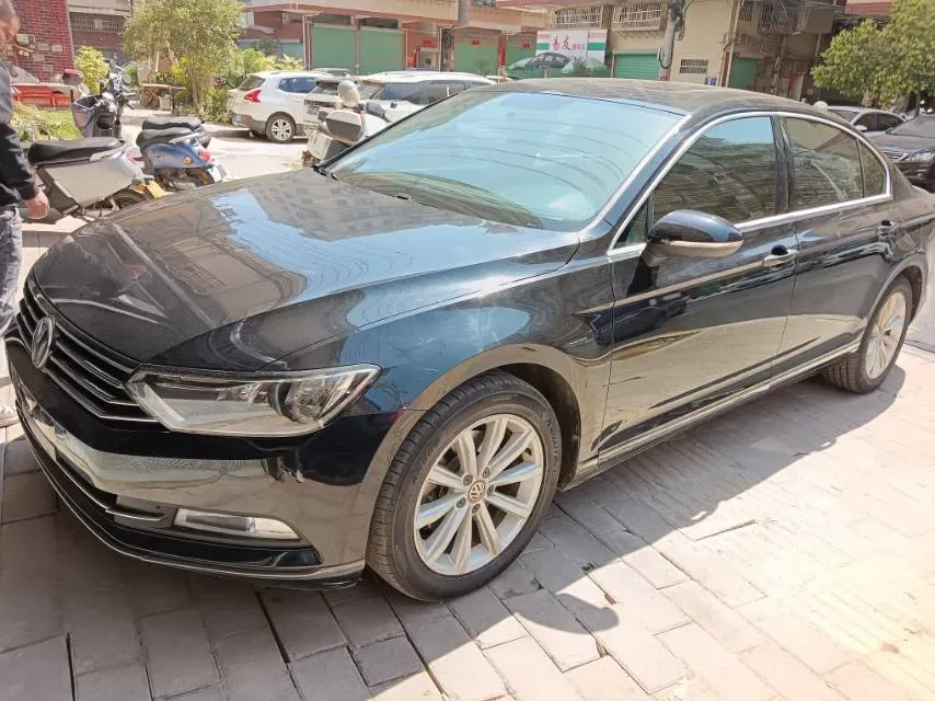 2018 Volkswagen Magotan 1.8T 180HP L4 7DCT,autocango,china used car exporter,china ev exporter,chinese used car exporter,chinese used ev exporter