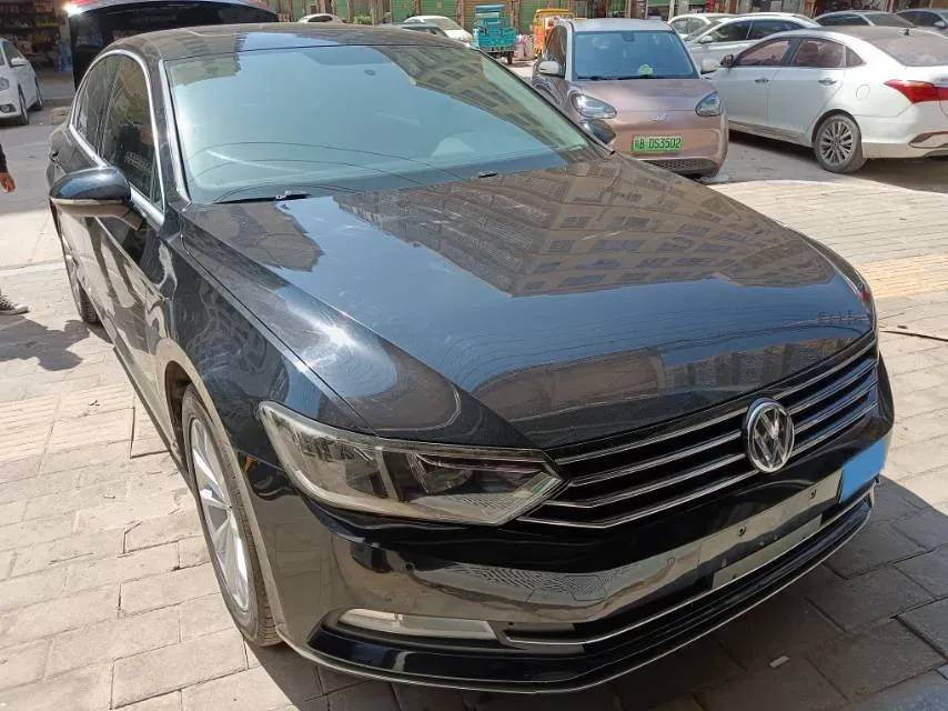 2018 Volkswagen Magotan 1.8T 180HP L4 7DCT,autocango,china used car exporter,china ev exporter,chinese used car exporter,chinese used ev exporter