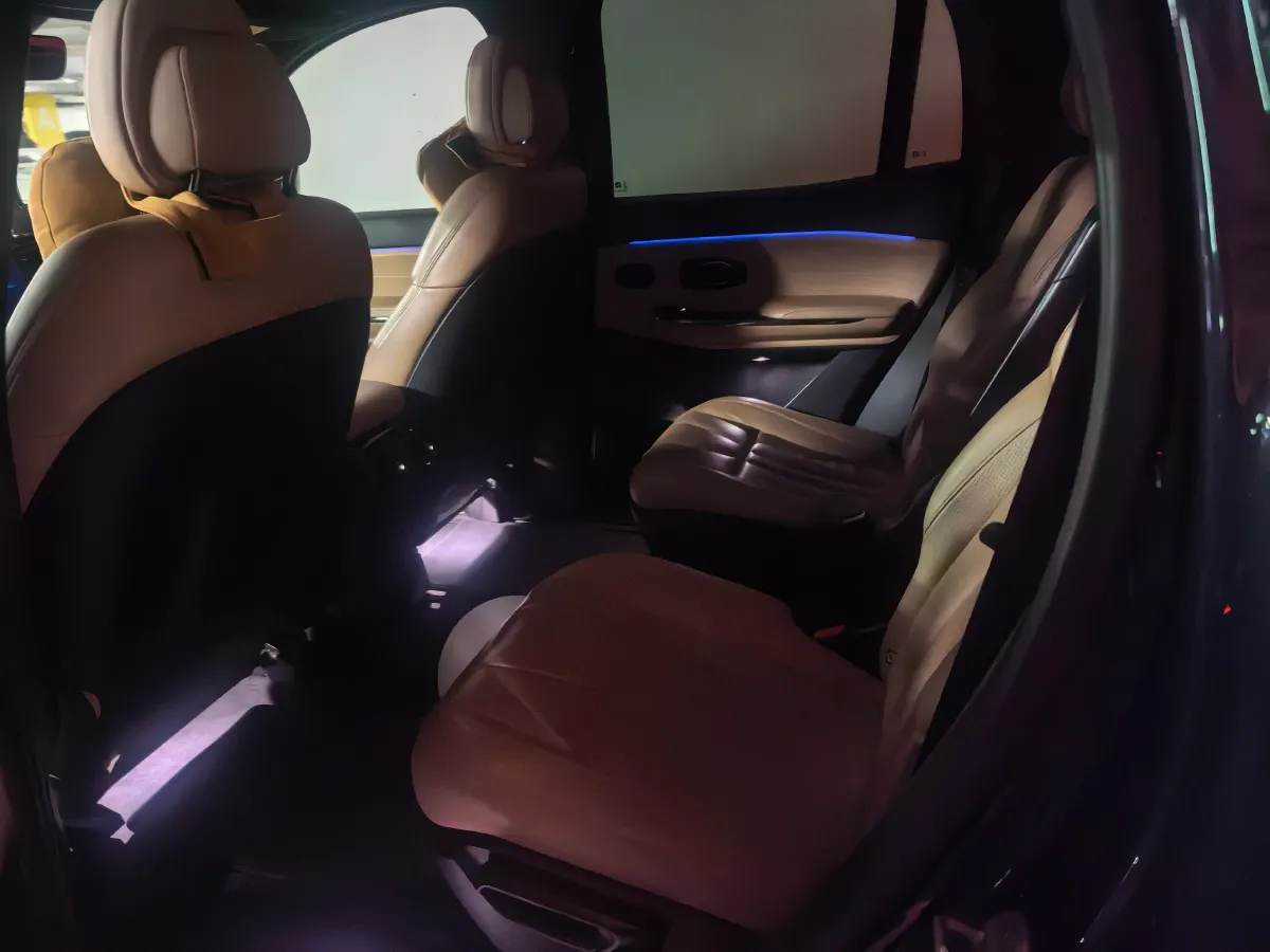 2020 NIO ES8 BEV 100KWH,autocango,china used car exporter,china ev exporter,chinese used car exporter,chinese used ev exporter