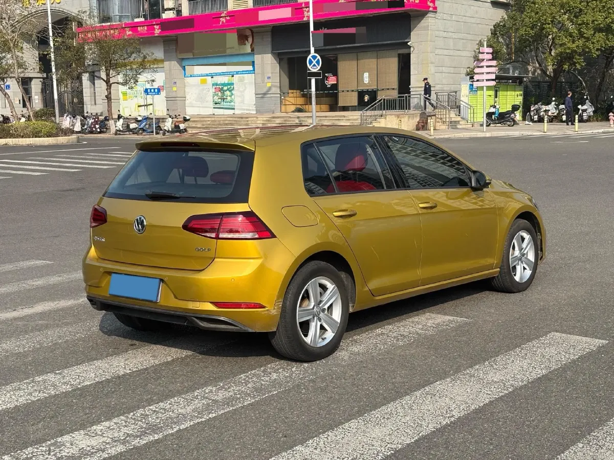 2018 Volkswagen Golf 1.6L 110HP L4 6AT,autocango,china used car exporter,china ev exporter,chinese used car exporter,chinese used ev exporter