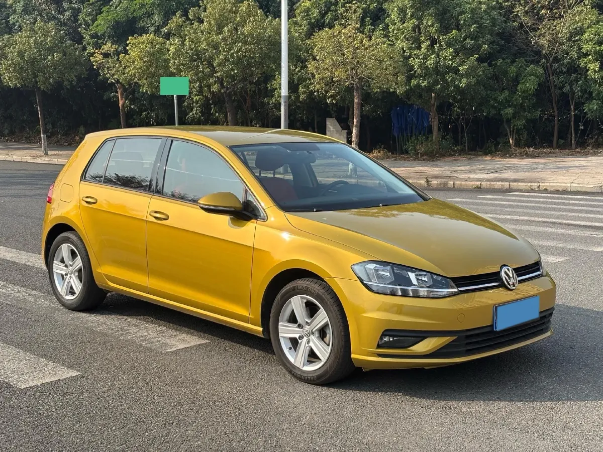 2018 Volkswagen Golf 1.6L 110HP L4 6AT,autocango,china used car exporter,china ev exporter,chinese used car exporter,chinese used ev exporter