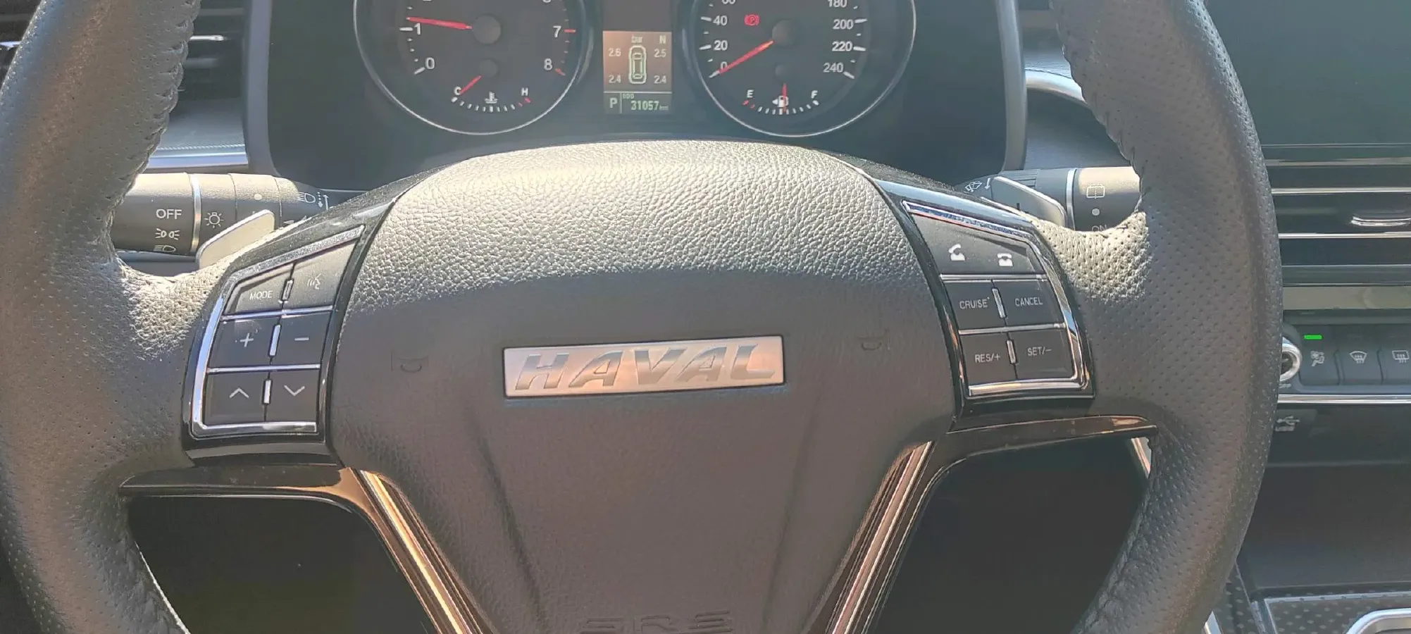 2021 Haval M6 1.5T 150HP L4 7DCT,autocango,china used car exporter,china ev exporter,chinese used car exporter,chinese used ev exporter