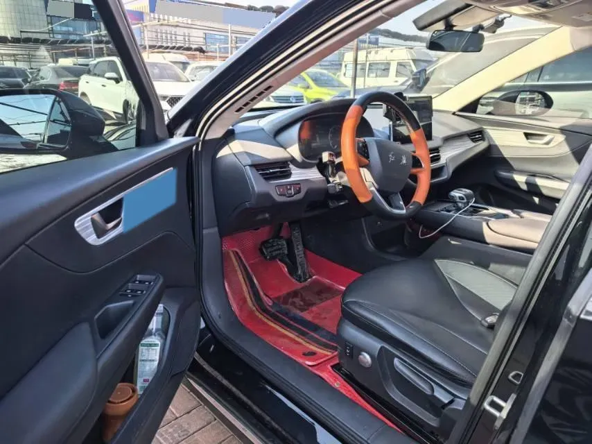2024 HongQi E-QM5 BEV 72KWH,autocango,china used car exporter,china ev exporter,chinese used car exporter,chinese used ev exporter