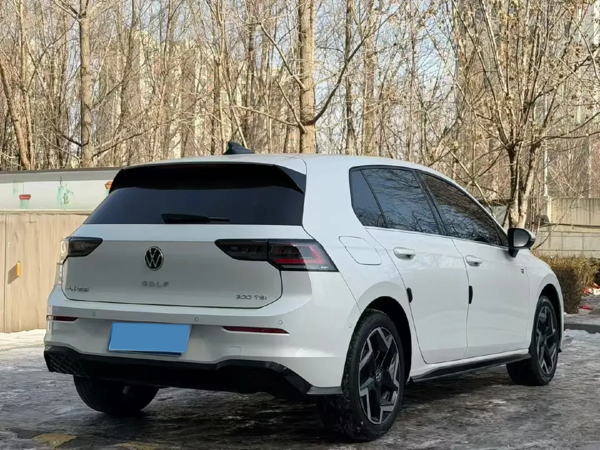 2025 Volkswagen Golf 1.5T 160HP L4 7DCT,autocango,china used car exporter,china ev exporter,chinese used car exporter,chinese used ev exporter