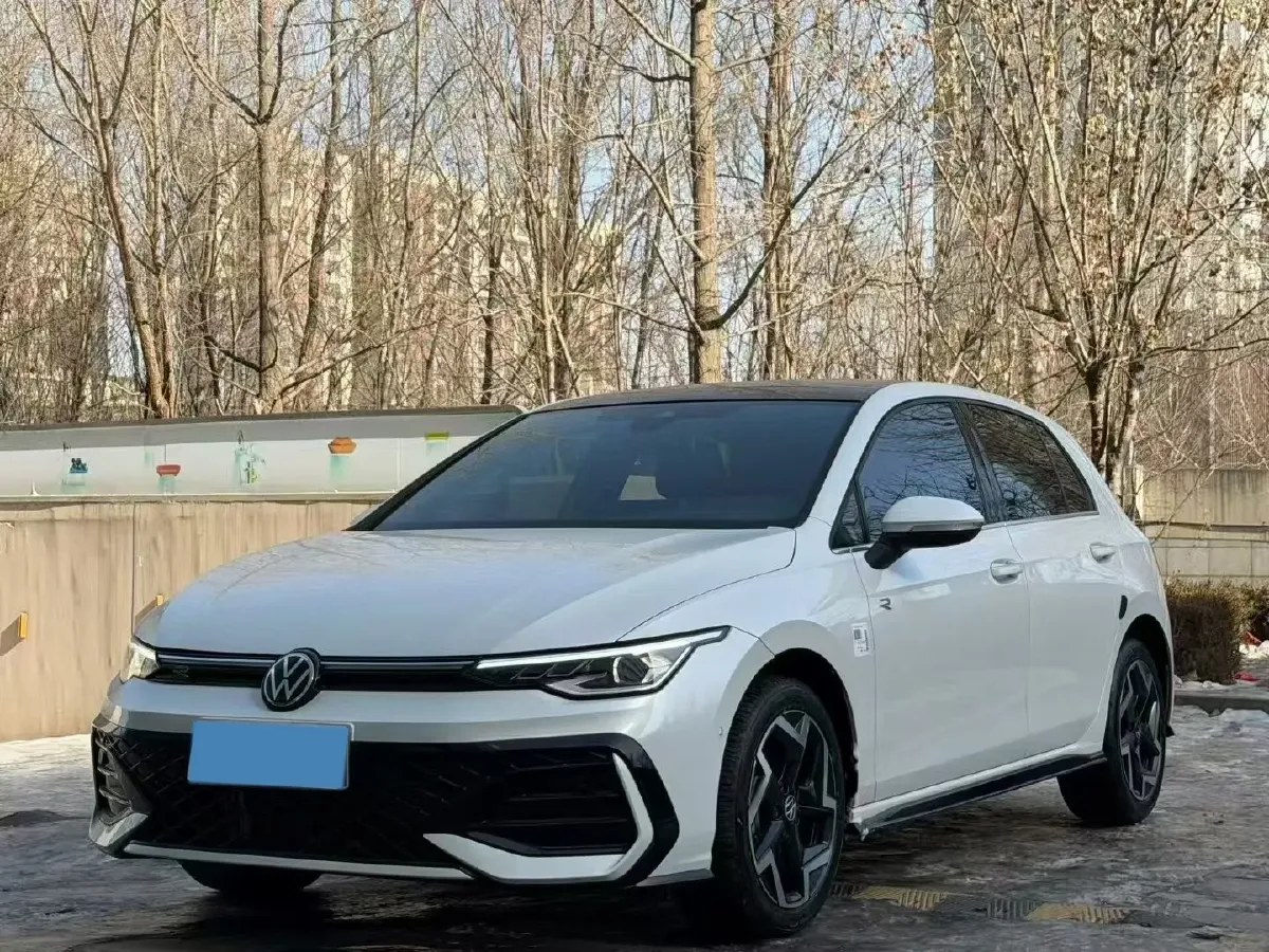 2025 Volkswagen Golf 1.5T 160HP L4 7DCT,autocango,china used car exporter,china ev exporter,chinese used car exporter,chinese used ev exporter