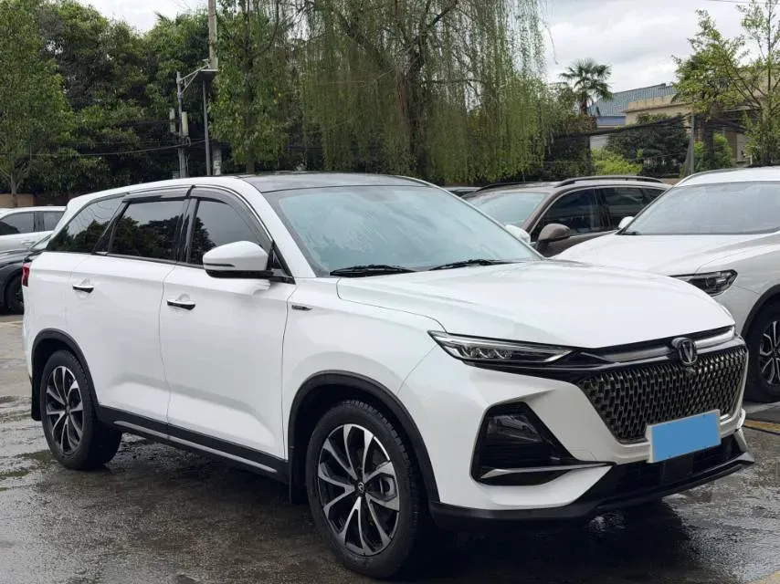 2024 ChangAn X7 PLUS 1.5T 188HP L4 7DCT,autocango,china used car exporter,china ev exporter,chinese used car exporter,chinese used ev exporter