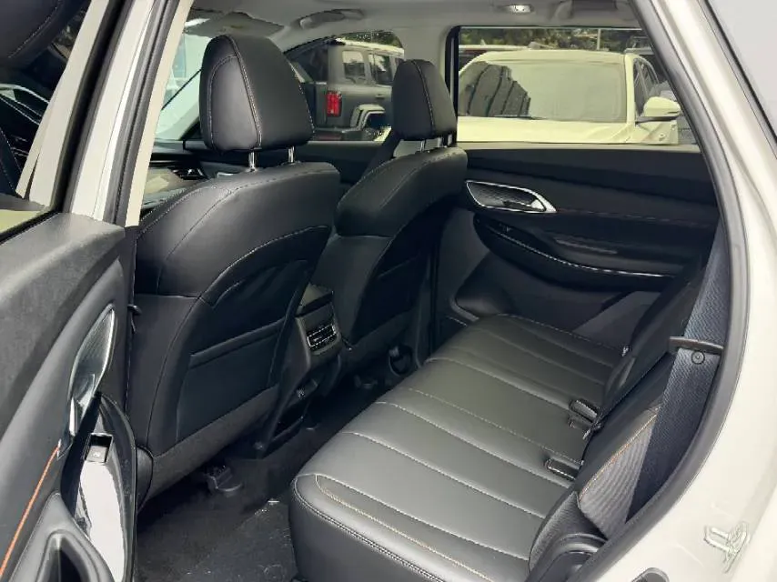 2024 ChangAn X7 PLUS 1.5T 188HP L4 7DCT,autocango,china used car exporter,china ev exporter,chinese used car exporter,chinese used ev exporter