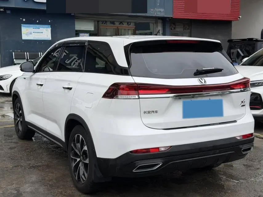 2024 ChangAn X7 PLUS 1.5T 188HP L4 7DCT,autocango,china used car exporter,china ev exporter,chinese used car exporter,chinese used ev exporter