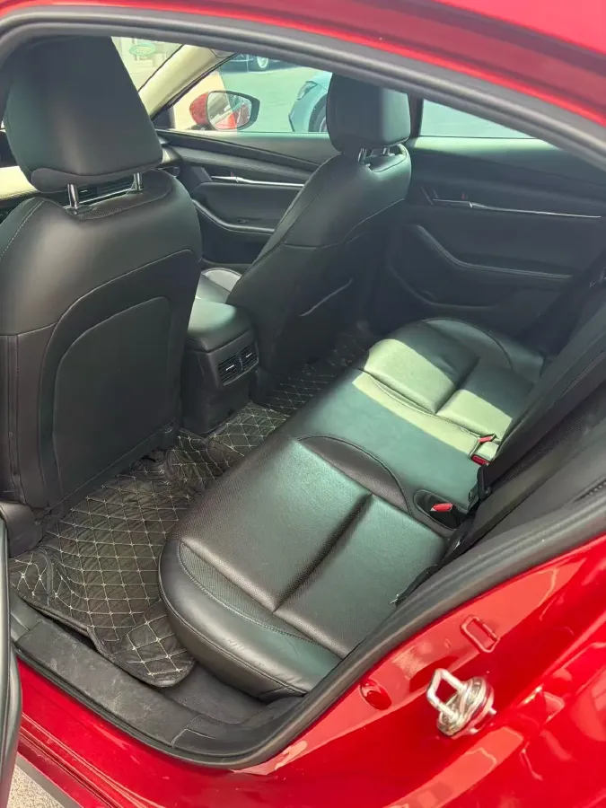 2021 Mazda 3 Axela 2.0L 158HP L4 6AT,autocango,china used car exporter,china ev exporter,chinese used car exporter,chinese used ev exporter