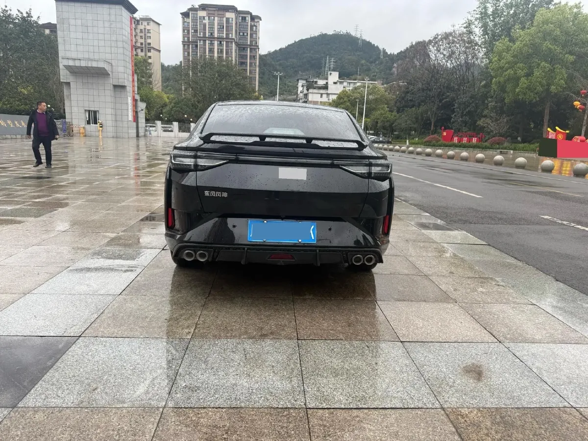 2023 DongFeng Aeolus YiXuan 1.5L 125HP L4 6DCT,autocango,china used car exporter,china ev exporter,chinese used car exporter,chinese used ev exporter