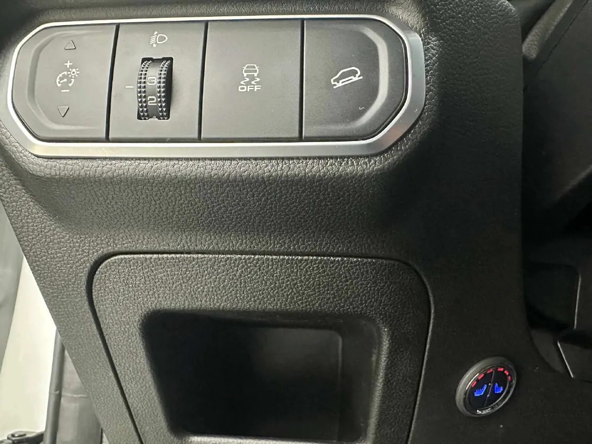 2022 Haval Rabbit 1.5T 150HP L4 7DCT,autocango,china used car exporter,china ev exporter,chinese used car exporter,chinese used ev exporter