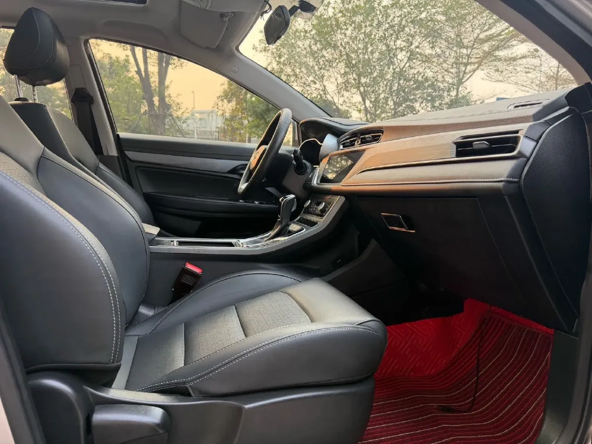 2020 Geely Emgrand 1.5L 109HP L4 CVT,autocango,china used car exporter,china ev exporter,chinese used car exporter,chinese used ev exporter