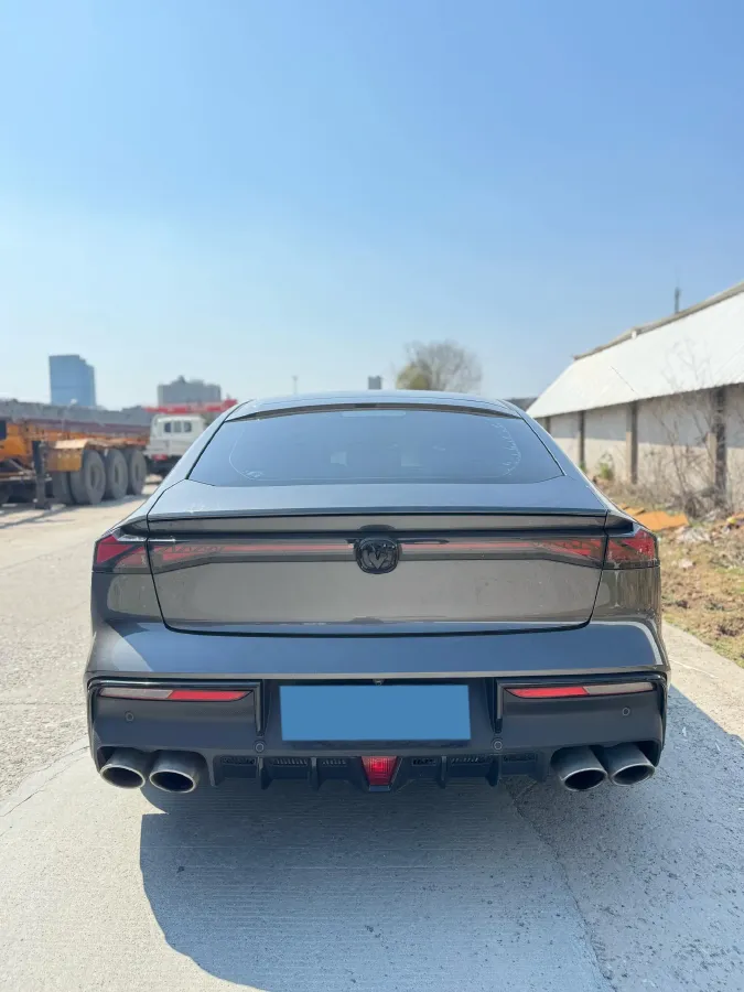 2022 ChangAn UNI-V 1.5T 188HP L4 7DCT,autocango,china used car exporter,china ev exporter,chinese used car exporter,chinese used ev exporter