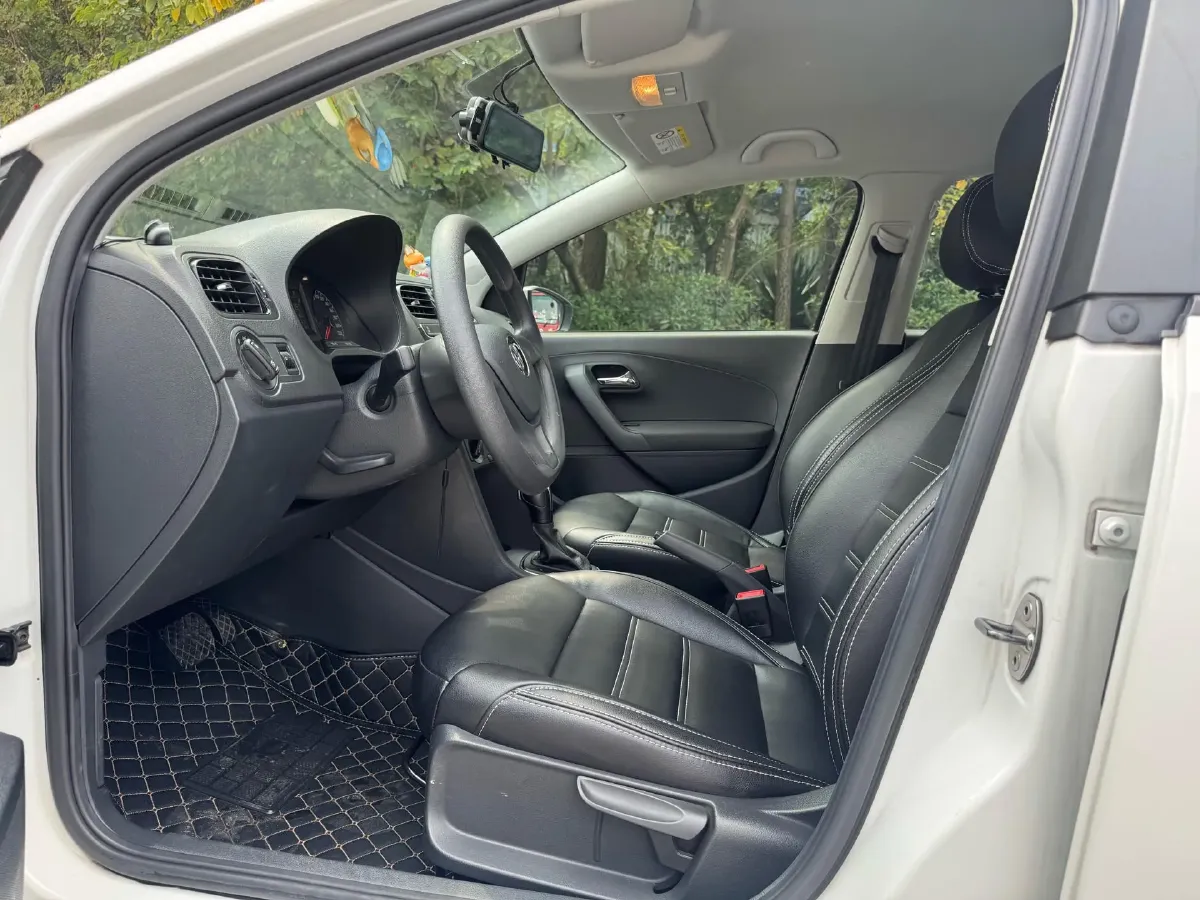 2018 ChangAn Eado 1.6L 128HP L4 6AT,autocango,china used car exporter,china ev exporter,chinese used car exporter,chinese used ev exporter