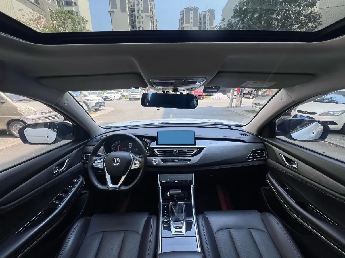 2020 ChangAn CS75 1.5T 178HP L4 7DCT,autocango,china used car exporter,china ev exporter,chinese used car exporter,chinese used ev exporter