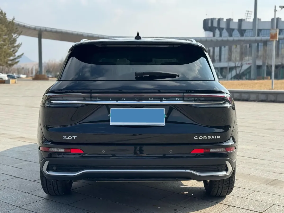 2023 Lincoln Corsair 2.0T 261HP L4 8AT,autocango,china used car exporter,china ev exporter,chinese used car exporter,chinese used ev exporter
