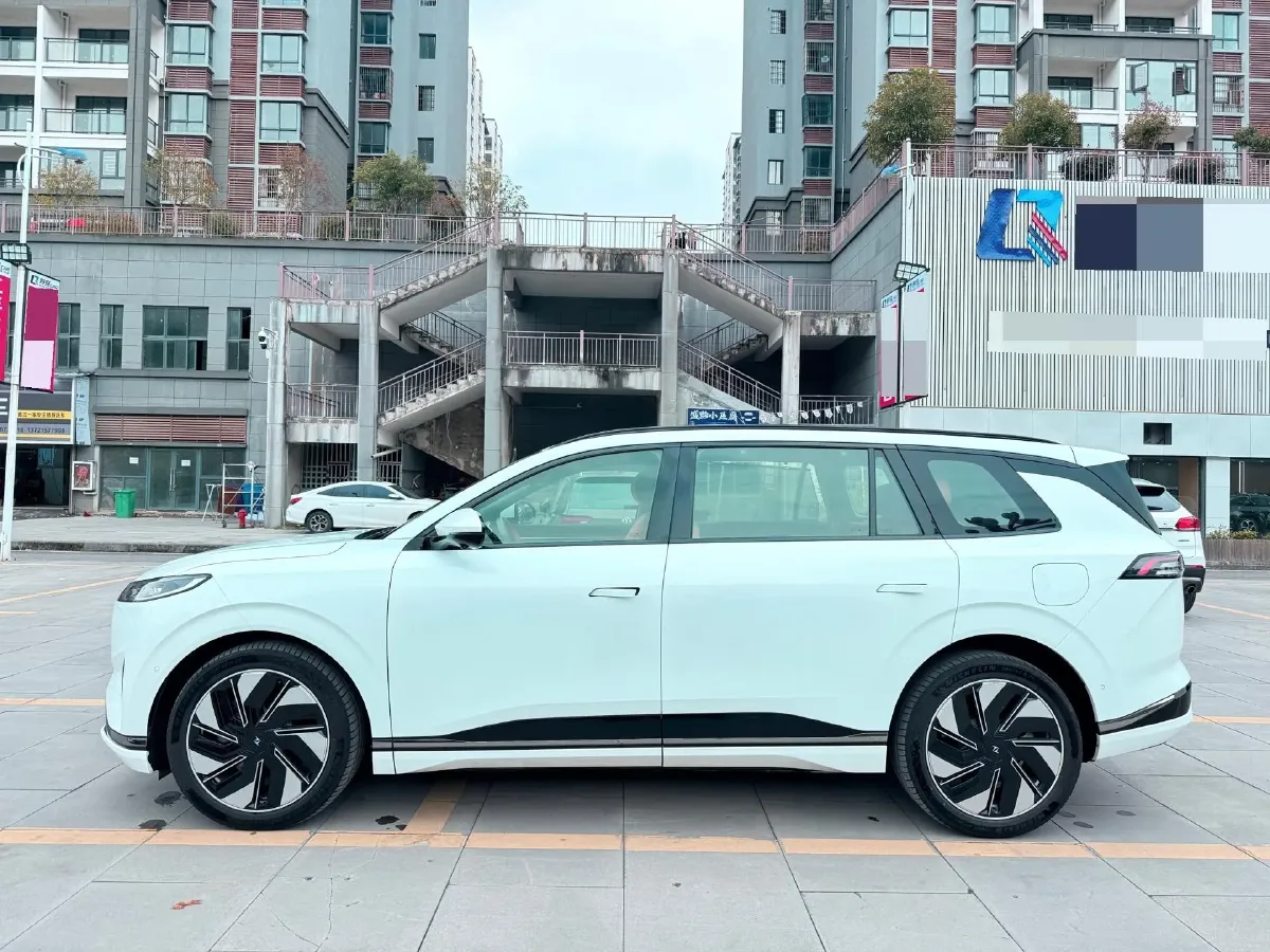 2024 DongFeng eπ eπ008 1.5T 147HP L4 REEV 34.32KWH,autocango,china used car exporter,china ev exporter,chinese used car exporter,chinese used ev exporter