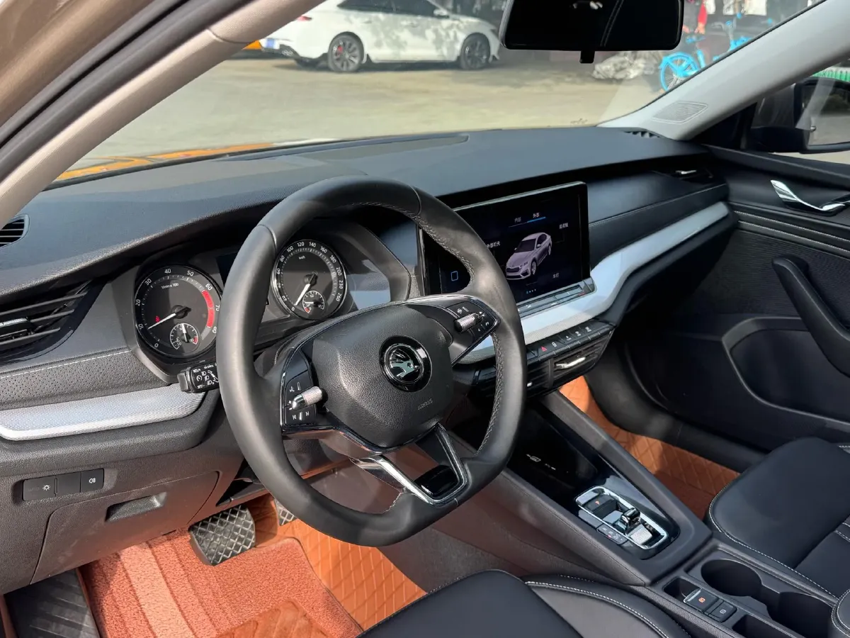 2022 Skoda Octavia 1.4T 150HP L4 7DCT,autocango,china used car exporter,china ev exporter,chinese used car exporter,chinese used ev exporter