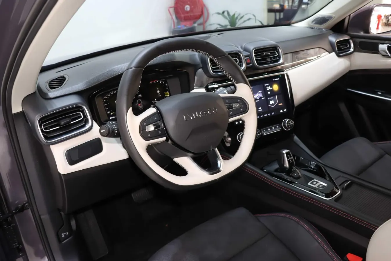 2022 LYNK&CO 02 1.5T 180HP L3 7DCT,autocango,china used car exporter,china ev exporter,chinese used car exporter,chinese used ev exporter