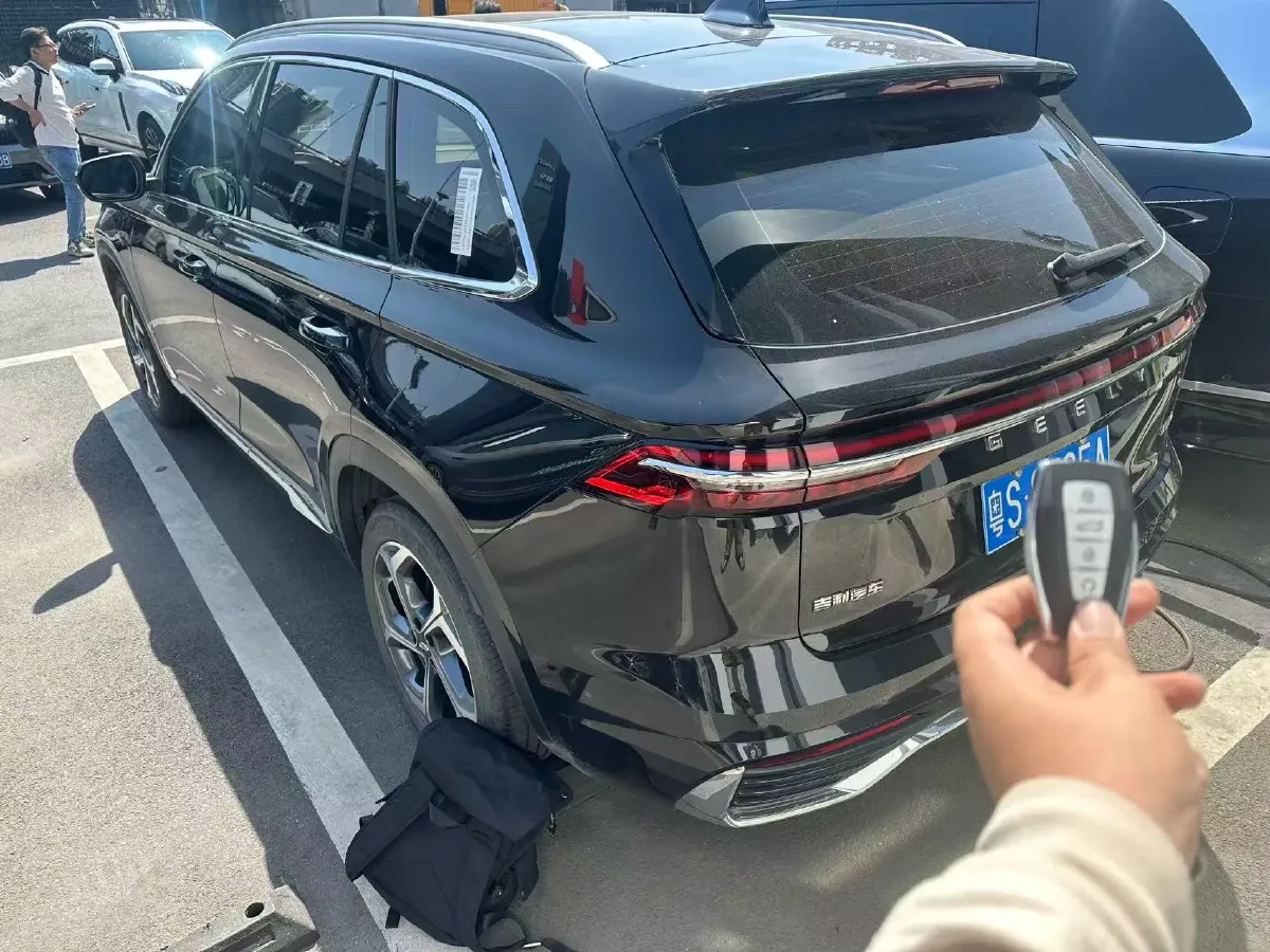 2024 Geely Monjaro 2.0T 238HP L4 8AT,autocango,china used car exporter,china ev exporter,chinese used car exporter,chinese used ev exporter