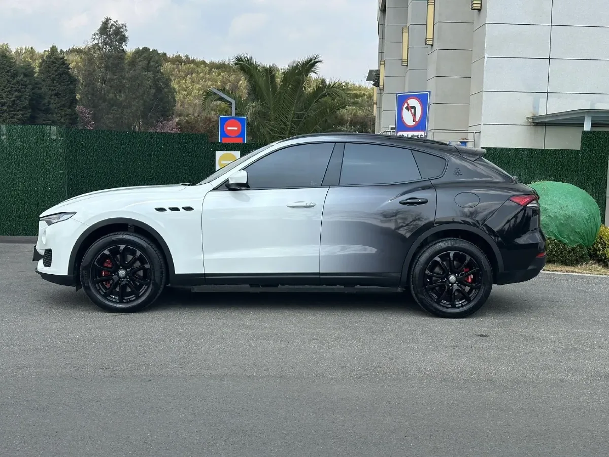 2018 Jaguar XJ 3.0T 340HP V6 8AT,autocango,china used car exporter,china ev exporter,chinese used car exporter,chinese used ev exporter