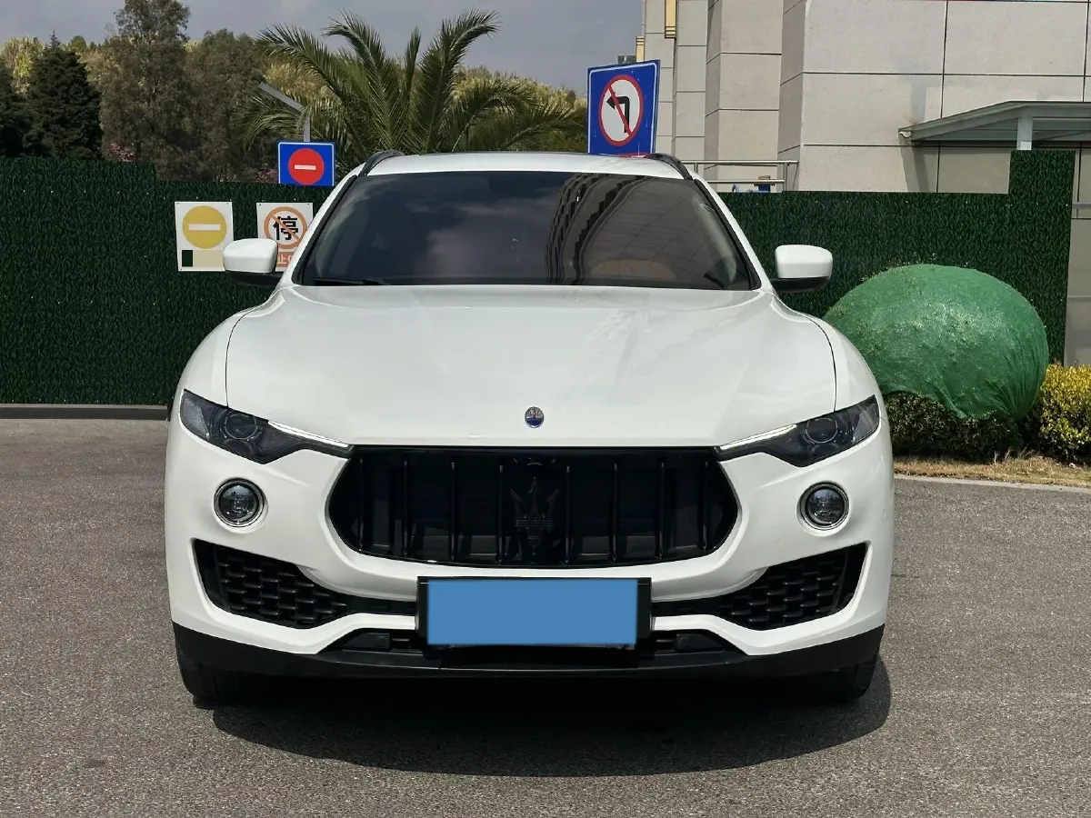 2018 Jaguar XJ 3.0T 340HP V6 8AT,autocango,china used car exporter,china ev exporter,chinese used car exporter,chinese used ev exporter