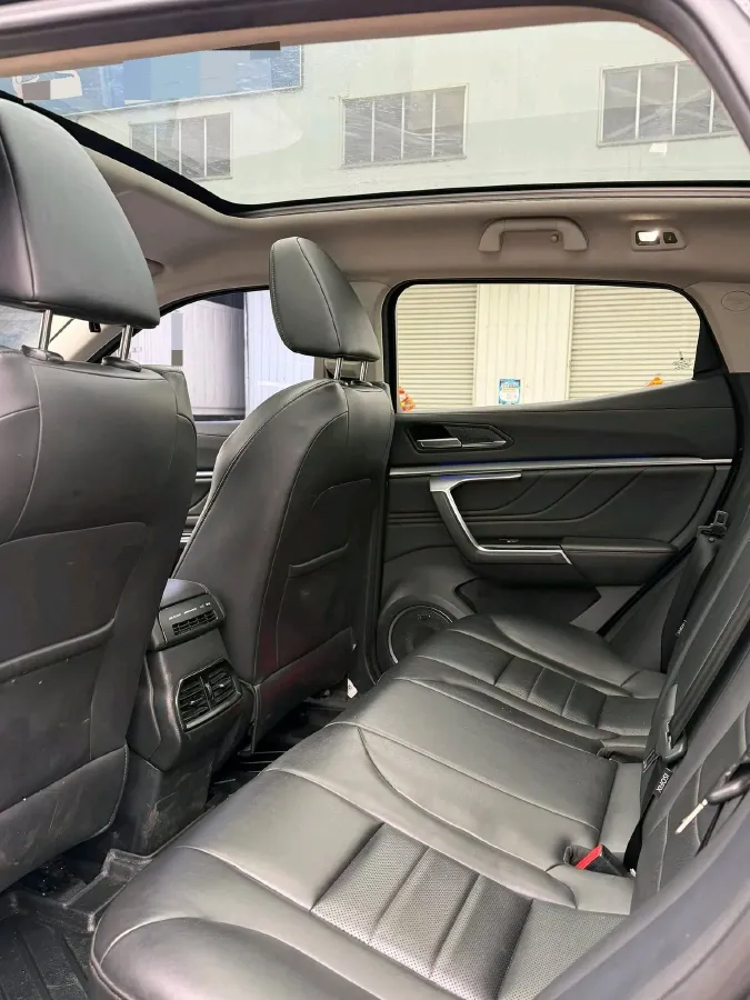 2017 WEY VV5 2.0T 197HP L4 7DCT,autocango,china used car exporter,china ev exporter,chinese used car exporter,chinese used ev exporter