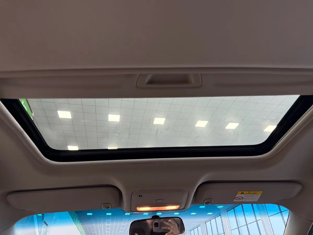 2023 Chevrolet Monza 1.5L 113HP L4 6DCT,autocango,china used car exporter,china ev exporter,chinese used car exporter,chinese used ev exporter