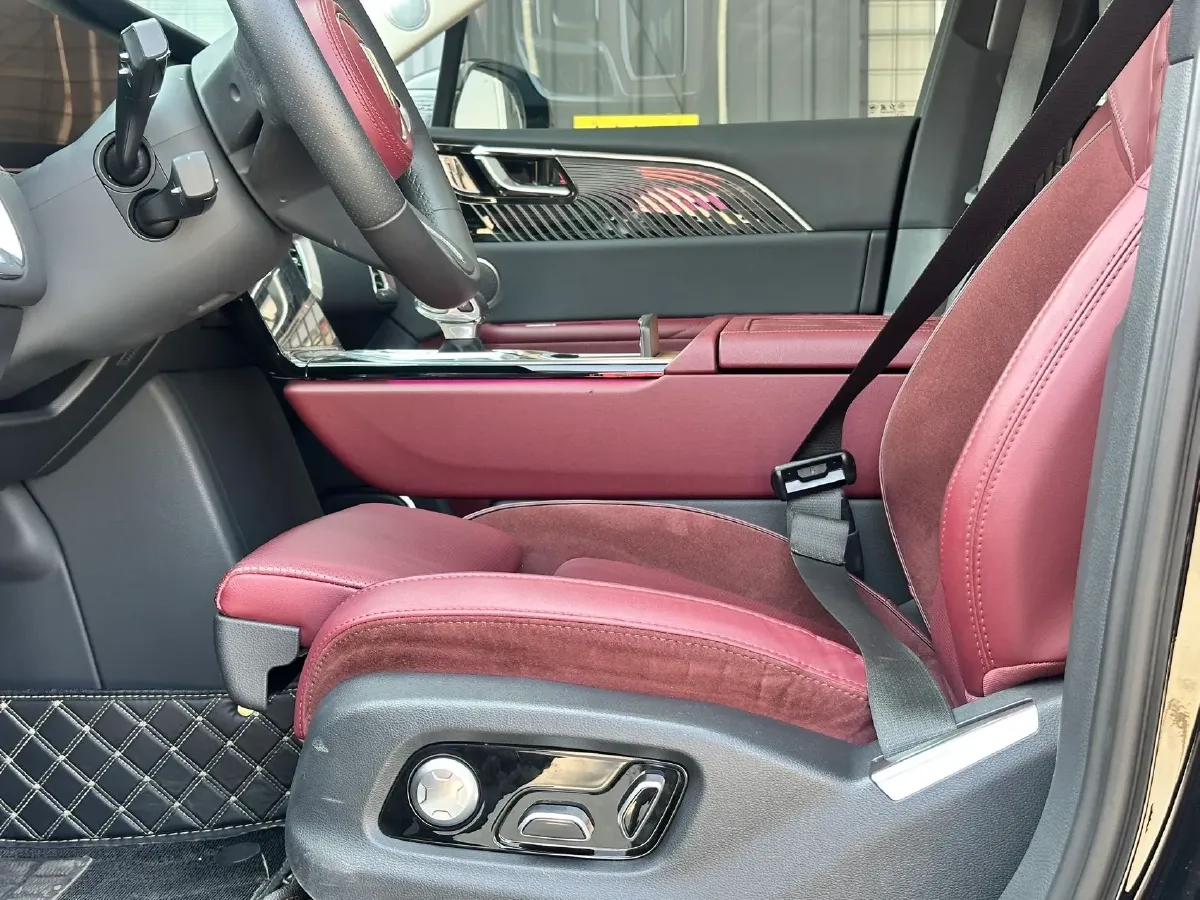 2022 HongQi E-HS9 BEV 120KWH,autocango,china used car exporter,china ev exporter,chinese used car exporter,chinese used ev exporter