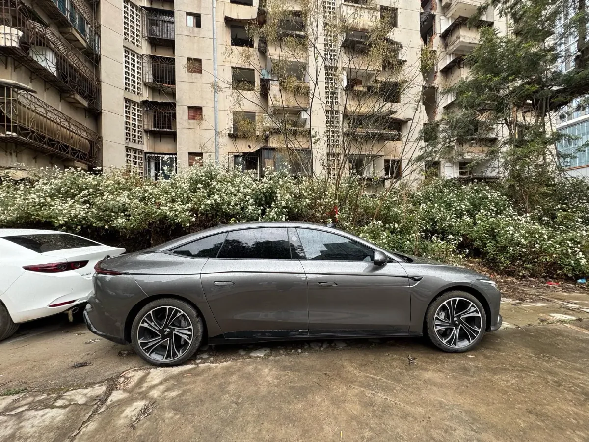 2024 IM L7 BEV 90KWH,autocango,china used car exporter,china ev exporter,chinese used car exporter,chinese used ev exporter