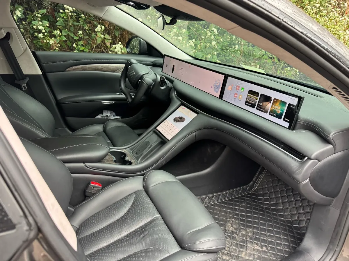 2024 IM L7 BEV 90KWH,autocango,china used car exporter,china ev exporter,chinese used car exporter,chinese used ev exporter