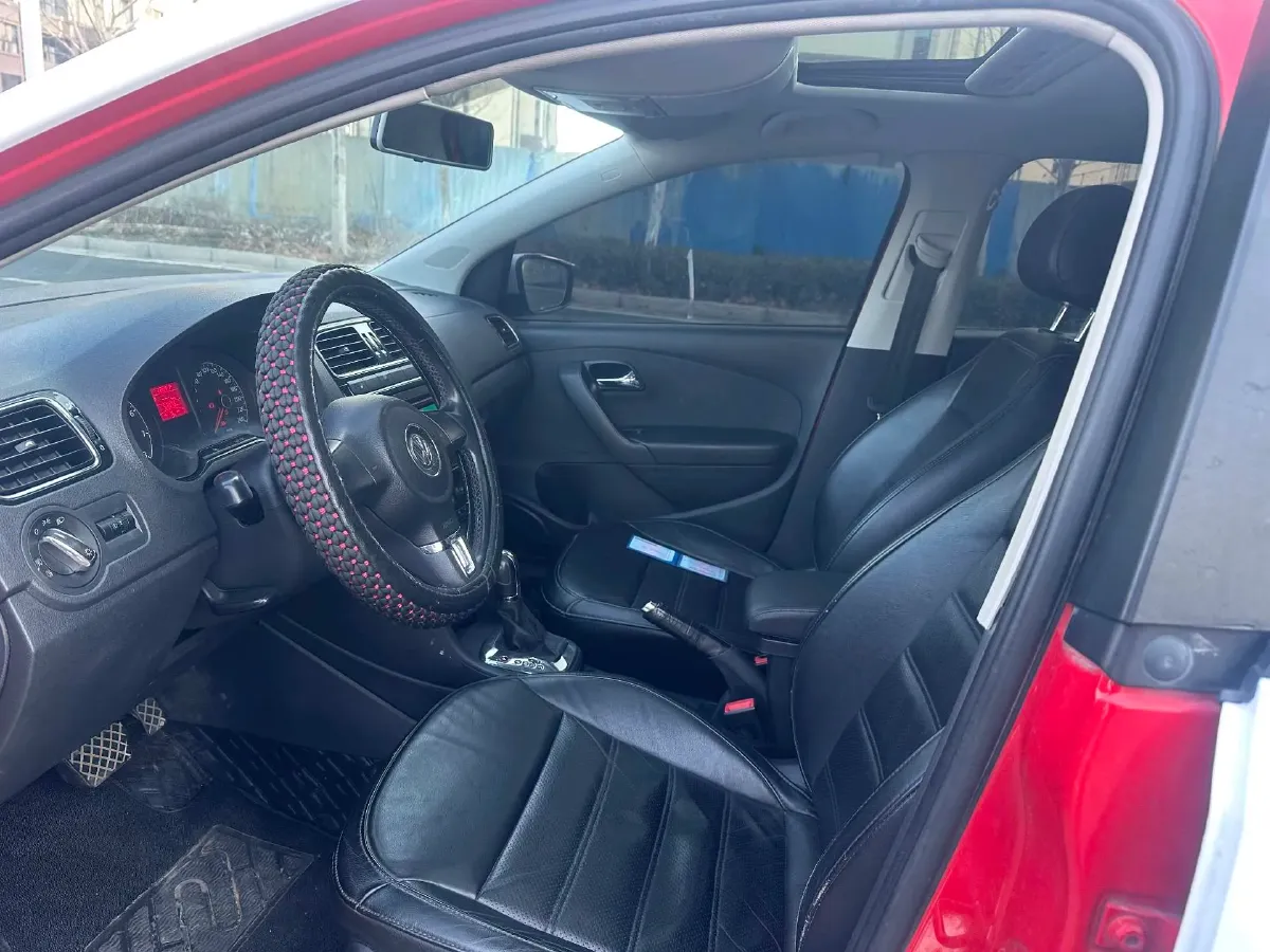 2016 Volkswagen Polo 1.4L 90HP L4 6AT,autocango,china used car exporter,china ev exporter,chinese used car exporter,chinese used ev exporter