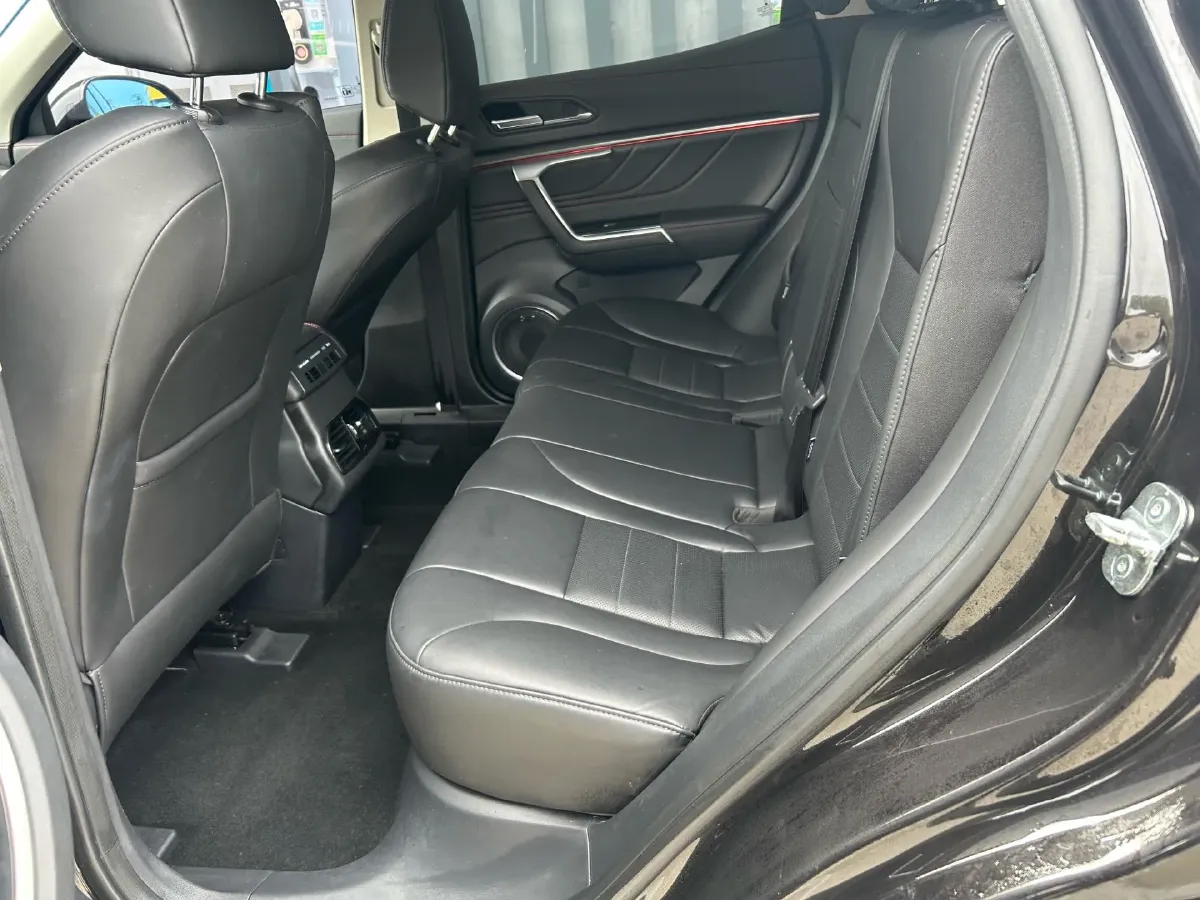 2017 WEY VV5 2.0T 197HP L4 7DCT,autocango,china used car exporter,china ev exporter,chinese used car exporter,chinese used ev exporter