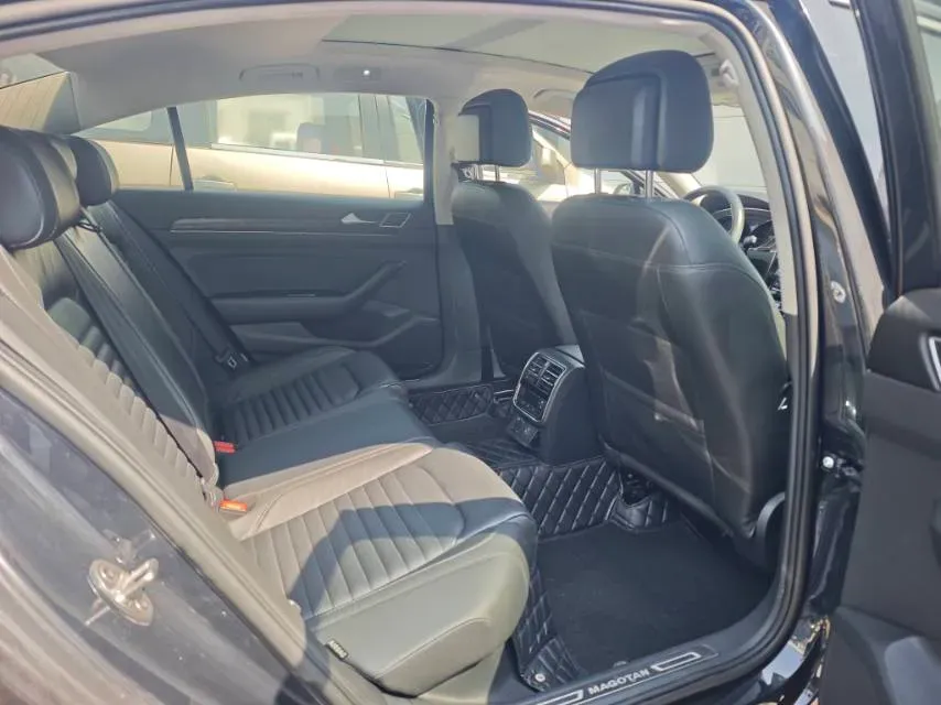 2019 Volkswagen Magotan 2.0T 186HP L4 7DCT,autocango,china used car exporter,china ev exporter,chinese used car exporter,chinese used ev exporter