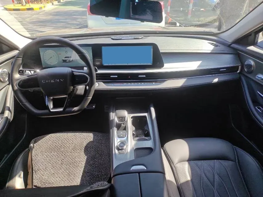 2024 Chery Arrizo 8 2.0T 254HP L4 7DCT,autocango,china used car exporter,china ev exporter,chinese used car exporter,chinese used ev exporter