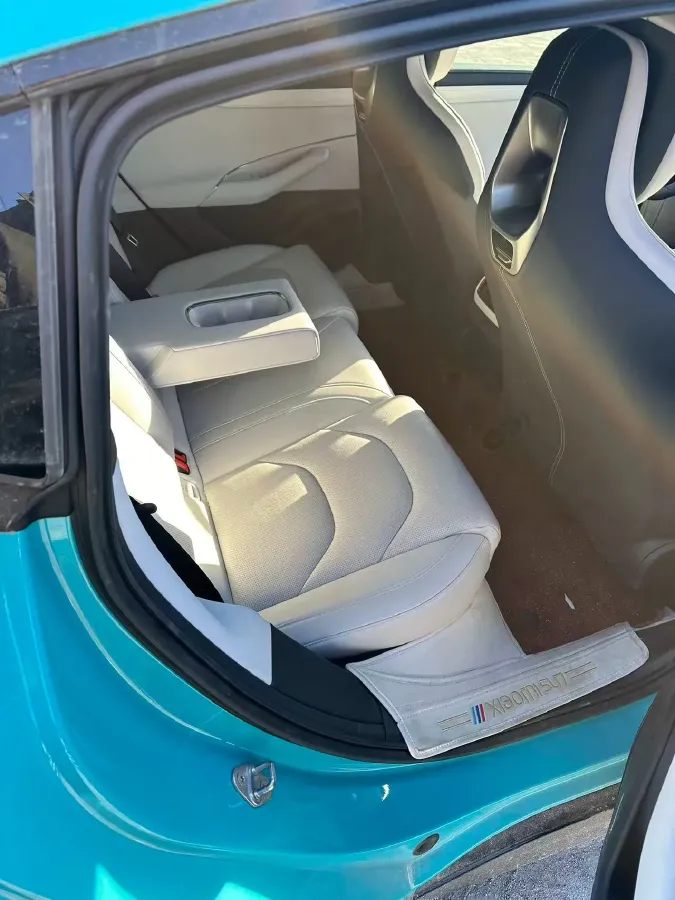 2024 MI SU7 BEV 94.3KWH,autocango,china used car exporter,china ev exporter,chinese used car exporter,chinese used ev exporter