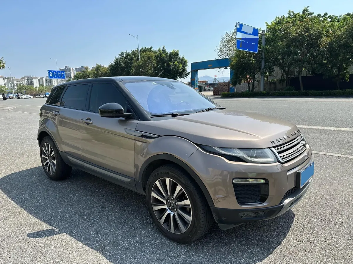 2018 Land Rover Range Rover Evoque 2.0T 241HP L4 9AT,autocango,china used car exporter,china ev exporter,chinese used car exporter,chinese used ev exporter
