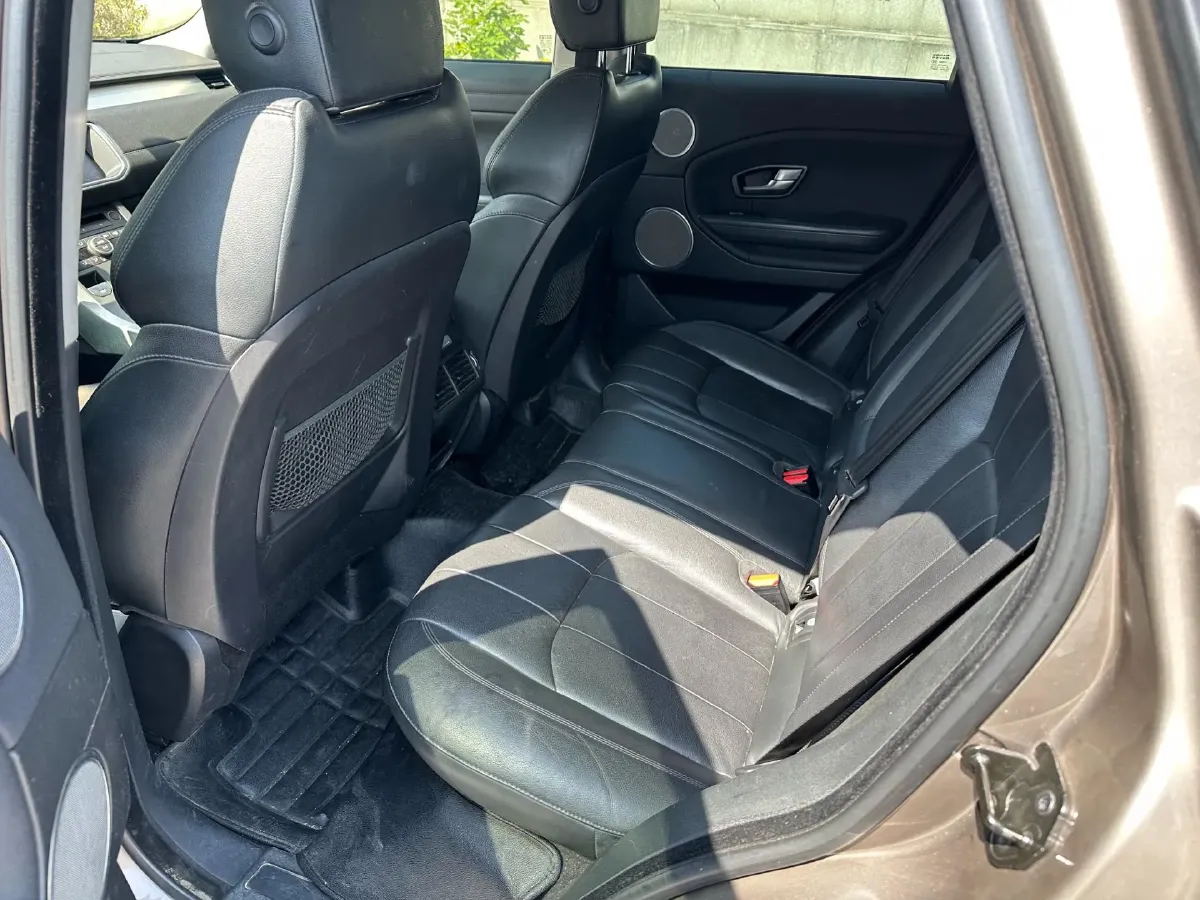 2018 Land Rover Range Rover Evoque 2.0T 241HP L4 9AT,autocango,china used car exporter,china ev exporter,chinese used car exporter,chinese used ev exporter