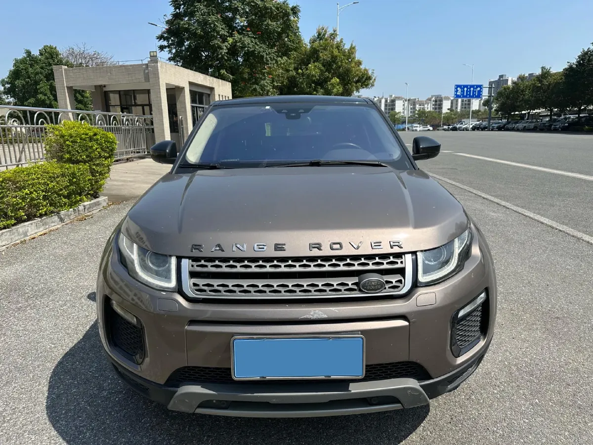 2018 Land Rover Range Rover Evoque 2.0T 241HP L4 9AT,autocango,china used car exporter,china ev exporter,chinese used car exporter,chinese used ev exporter