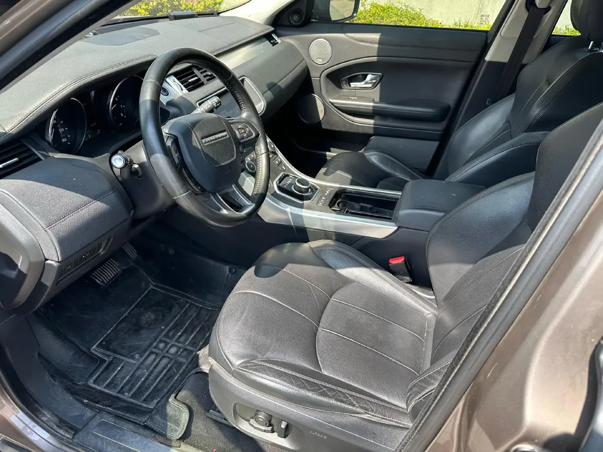 2018 Land Rover Range Rover Evoque 2.0T 241HP L4 9AT,autocango,china used car exporter,china ev exporter,chinese used car exporter,chinese used ev exporter