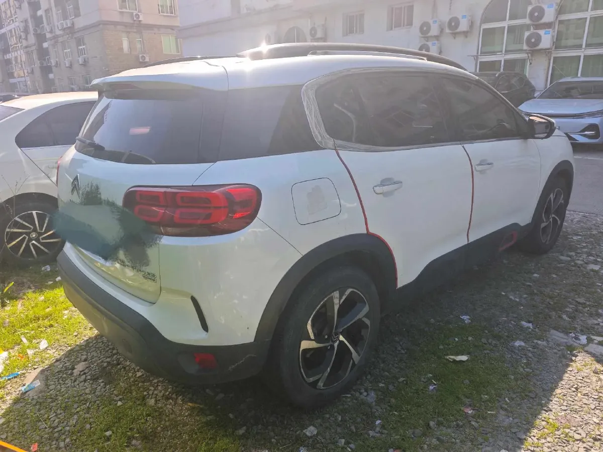 2017 Citroen C5 Aircross 1.6T 167HP L4 6AT,autocango,china used car exporter,china ev exporter,chinese used car exporter,chinese used ev exporter