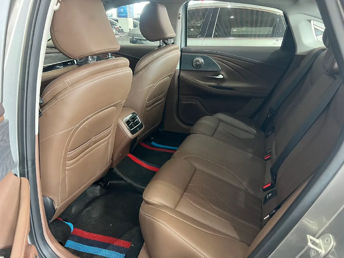 2025 Chery Arrizo 8 2.0T 254HP L4 7DCT,autocango,china used car exporter,china ev exporter,chinese used car exporter,chinese used ev exporter