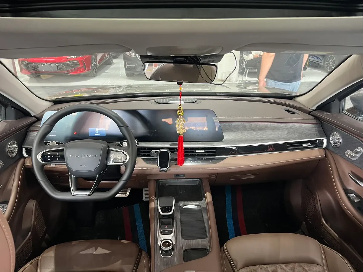 2025 Chery Arrizo 8 2.0T 254HP L4 7DCT,autocango,china used car exporter,china ev exporter,chinese used car exporter,chinese used ev exporter