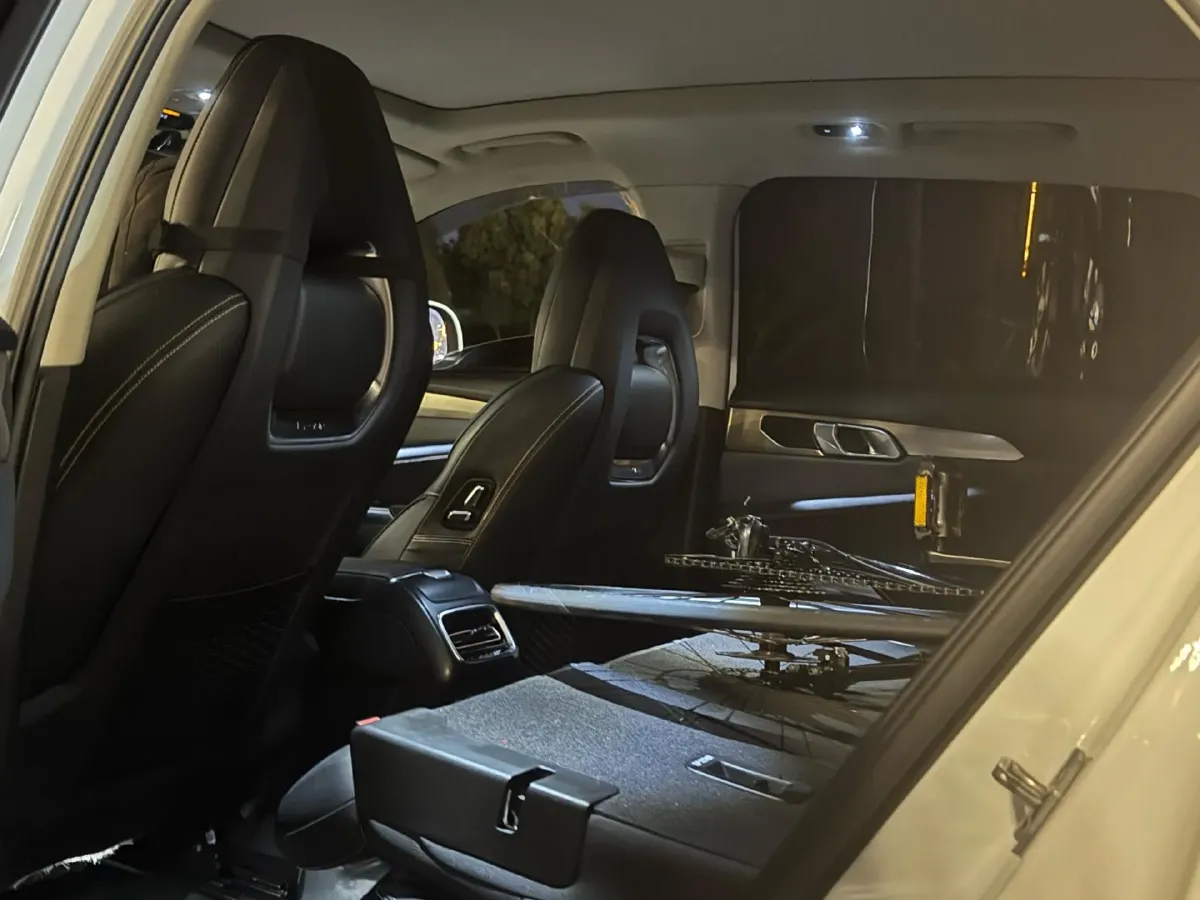 2019 Beijing BJ40 2.0T 218HP L4 6AT,autocango,china used car exporter,china ev exporter,chinese used car exporter,chinese used ev exporter